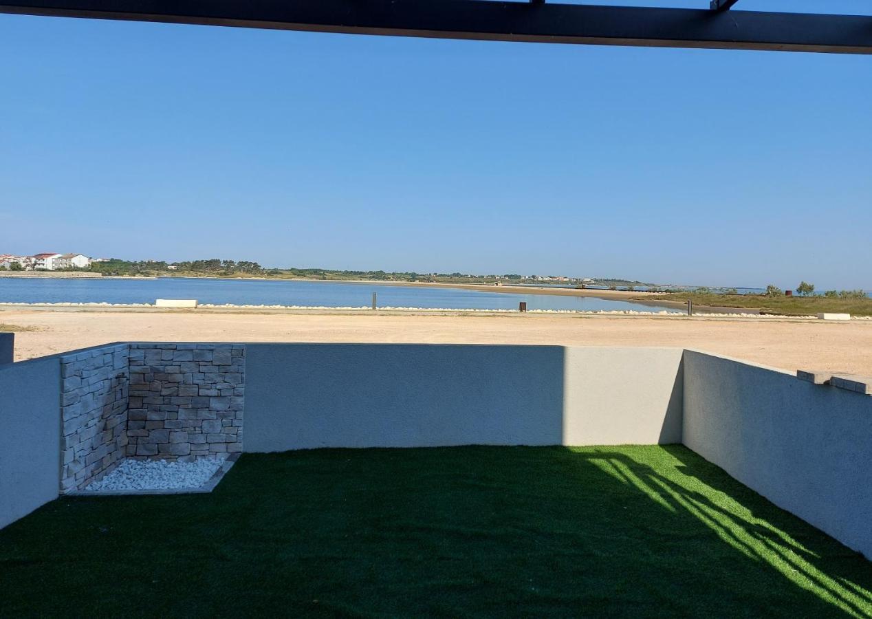 Apartmani Sunside Нин Экстерьер фото